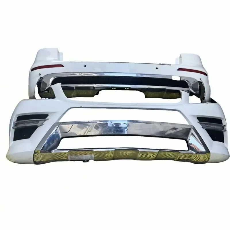 High Quality Used Body Kit for ML300 ML350 ML400 ML450 W166 GLE350 Bolt-On Carbon Black Front and Rear Bumper
High Quality Used Body Kit for ML300 ML350 ML400 ML450 W166 GLE350 Bolt-On Carbon Black Front and Rear Bumper