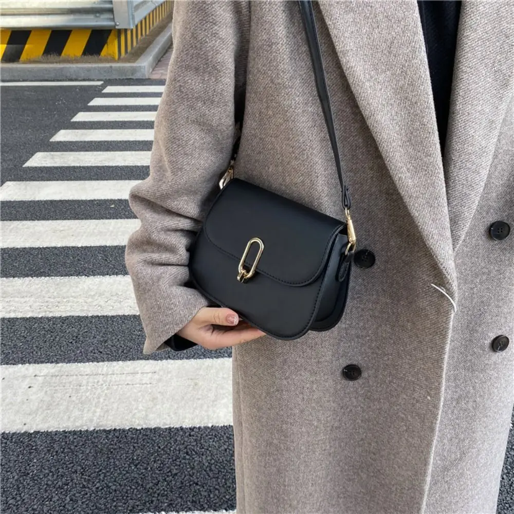 Korean Style PU Leather Crossbody Shoulder Bag Casual Trendy Small Square Bag Lightweight Fashion Phone Bag Gift
Korean Style PU Leather Crossbody Shoulder Bag Casual Trendy Small Square Bag Lightweight Fashion Phone Bag Gift