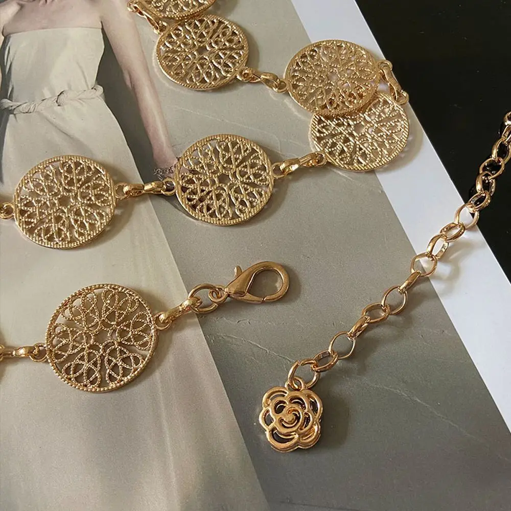 Gift Vintage Summer Hollow Out Metal Retro Lady Waistband Female Waist Chain Korean Style Belt Dress Accessories
Gift Vintage Summer Hollow Out Metal Retro Lady Waistband Female Waist Chain Korean Style Belt Dress Accessories