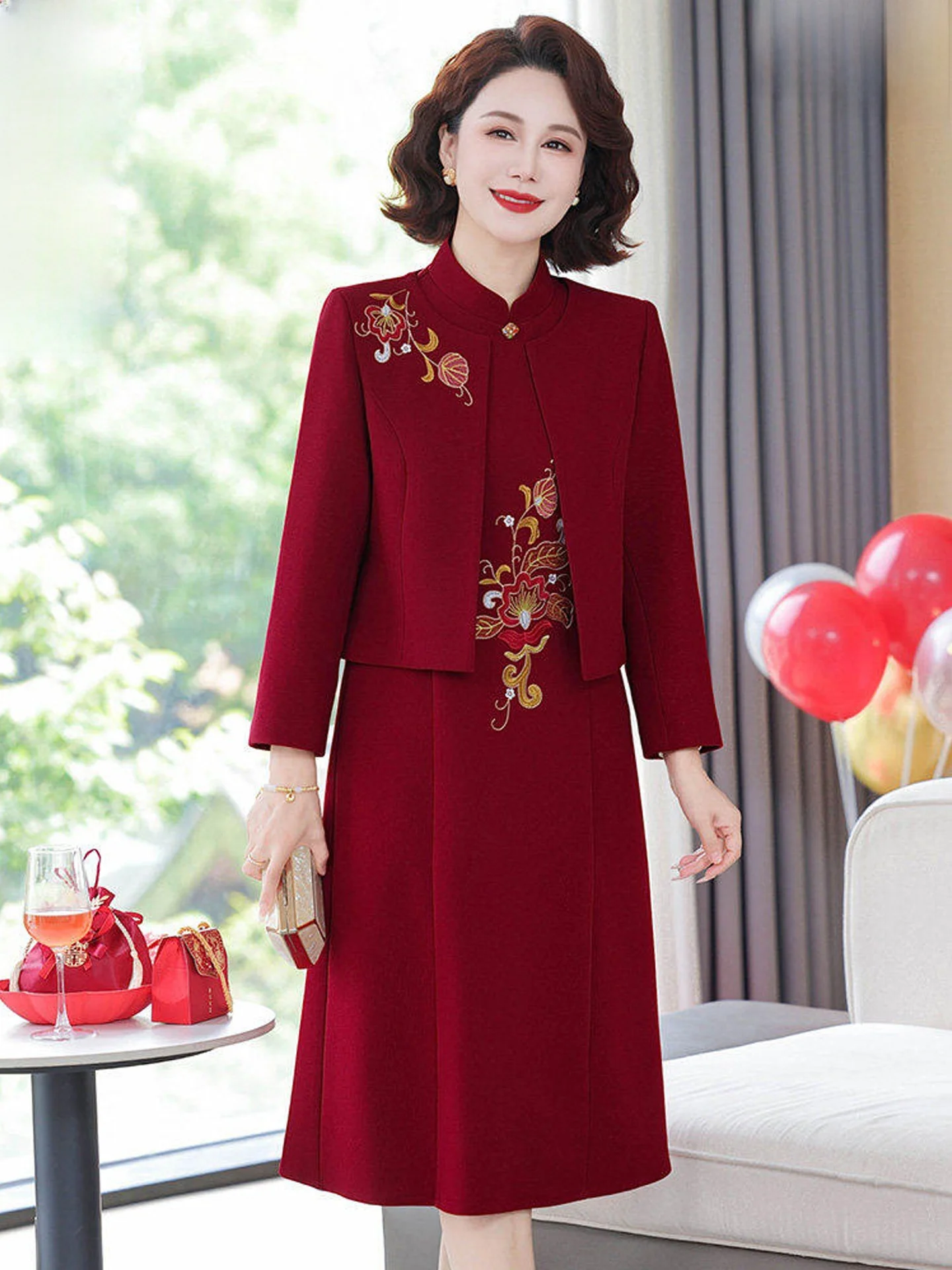 Hengyuanxiang Spring Autumn Wedding Dress Set Women's Fashionable Mommy-to-Be Outfit Breathable Comfortable Floral Embroidery
Hengyuanxiang Spring Autumn Wedding Dress Set Women's Fashionable Mommy-to-Be Outfit Breathable Comfortable Floral Embroidery