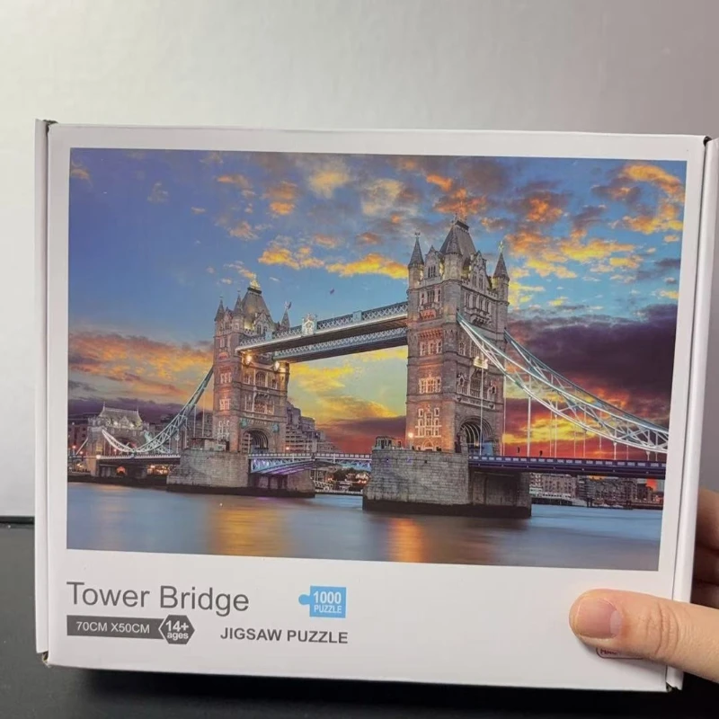 70*50cm Adult Puzzle 1000 Pieces Paper Jigsaw Puzzles London Tower Bridge Famous Painting Series Learning Education Craft Toys
70*50cm Adult Puzzle 1000 Pieces Paper Jigsaw Puzzles London Tower Bridge Famous Painting Series Learning Education Craft Toys
