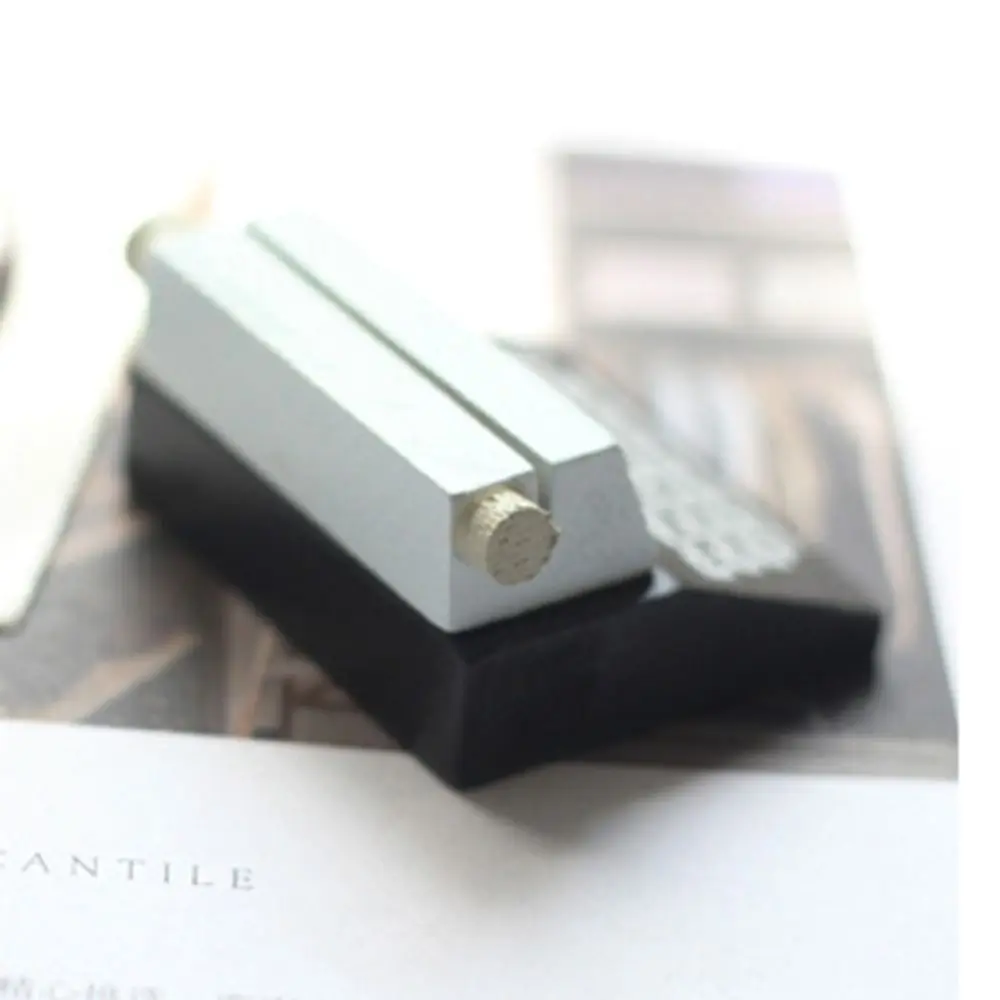 Durable Miniature Message Holder Wooden Vintage Business Card Holder Handmade Exquisite Sticky Note Holder for Home And Office
Durable Miniature Message Holder Wooden Vintage Business Card Holder Handmade Exquisite Sticky Note Holder for Home And Office