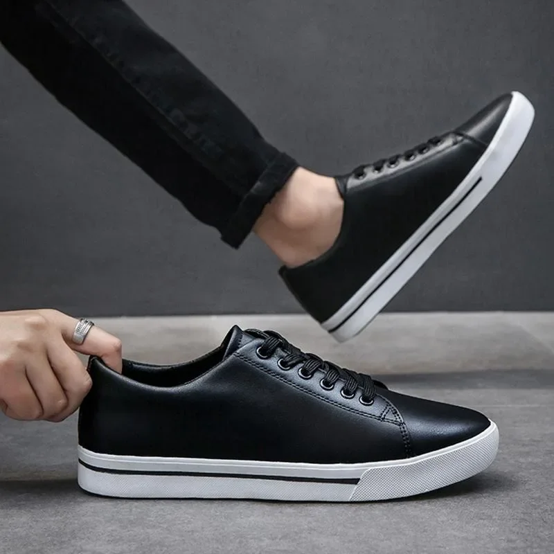 New Spring Summer Mens Casual Shoes Brand Male Footwear Flat Non-slip Soft Breathable Black White Shoes Big Size 45 DX377
New Spring Summer Mens Casual Shoes Brand Male Footwear Flat Non-slip Soft Breathable Black White Shoes Big Size 45 DX377