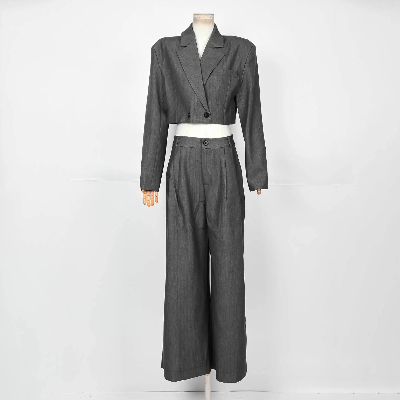 Women's Spring Gray Cropped Blazer And Wide-Leg Pants Set 2025 New Elegant Office Lady Fashion Outfits For Daily
Women's Spring Gray Cropped Blazer And Wide-Leg Pants Set 2025 New Elegant Office Lady Fashion Outfits For Daily