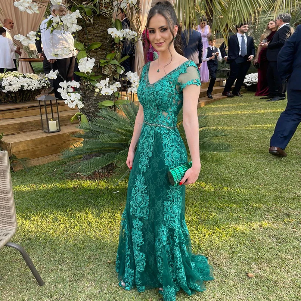 Formal Green Mermaid Mother of the Bride Dress Elegant V-Neck Lace Appliques Cap Sleeves Party for Wedding Floor Length
Formal Green Mermaid Mother of the Bride Dress Elegant V-Neck Lace Appliques Cap Sleeves Party for Wedding Floor Length