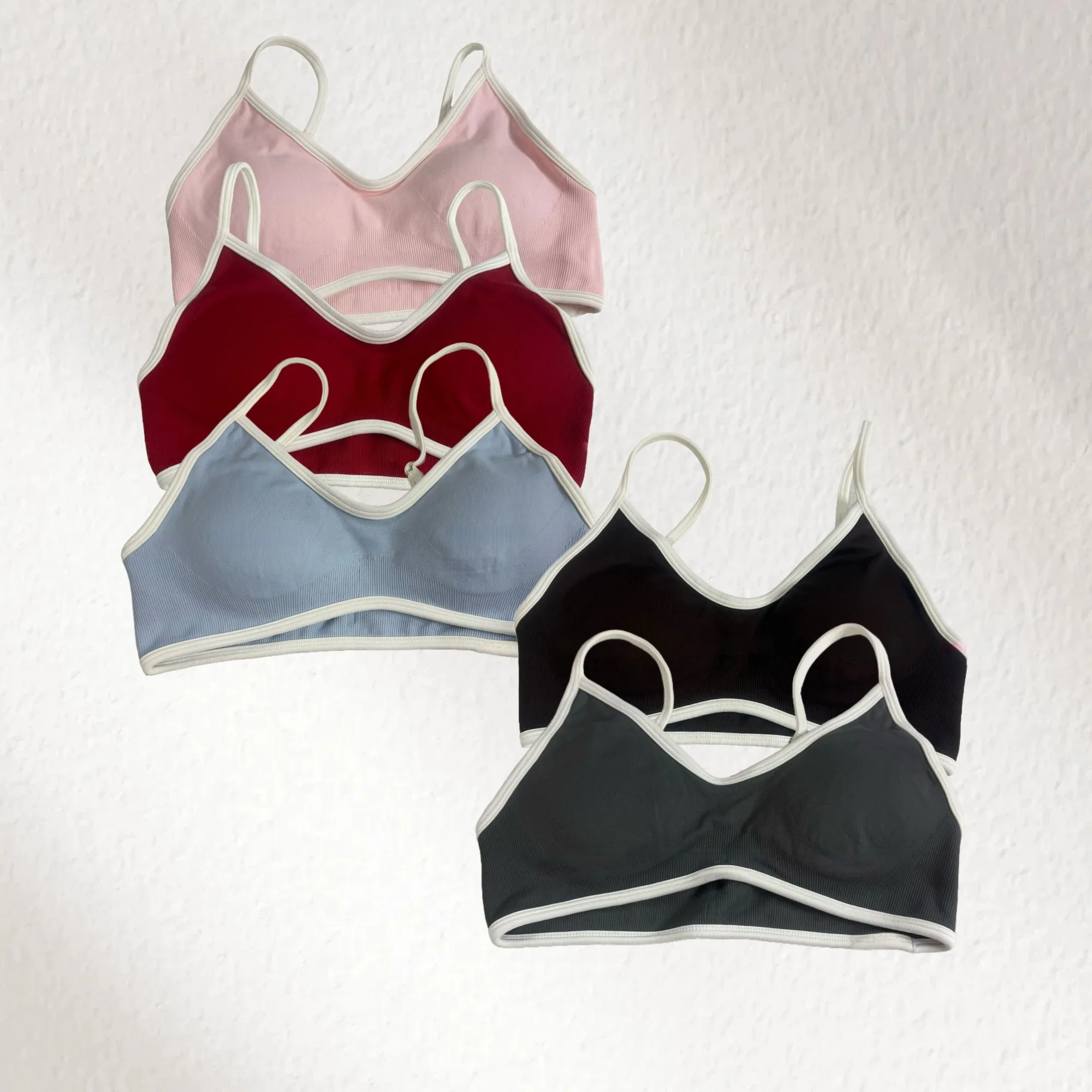 2025 Fashion Sports New Contrast Color Bra Seamless Skinny Slim Skinny Gym Women's Sports Yoga Clothing Bra
2025 Fashion Sports New Contrast Color Bra Seamless Skinny Slim Skinny Gym Women's Sports Yoga Clothing Bra