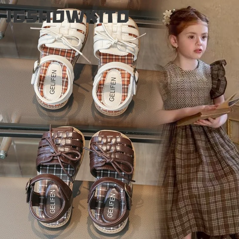 JGSHOWKITO Kids Retro Summer Sandals Woven Hollow-out Children Beach Shoes for Daily Wear Non-slip School Girls Bow Flat Sandals
JGSHOWKITO Kids Retro Summer Sandals Woven Hollow-out Children Beach Shoes for Daily Wear Non-slip School Girls Bow Flat Sandals