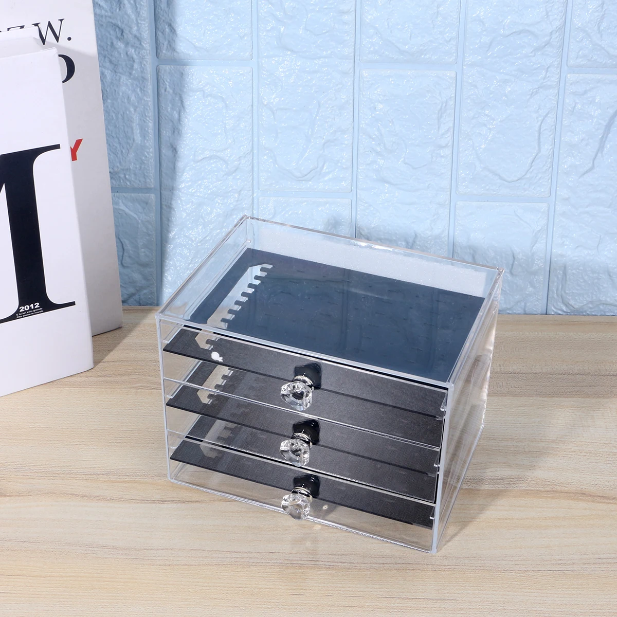 Earring Storage 3 Drawers 30 Slots 270 Holes Large Capacity Acrylic Jewelry Organizer Earrings Display Box Display Case
Earring Storage 3 Drawers 30 Slots 270 Holes Large Capacity Acrylic Jewelry Organizer Earrings Display Box Display Case