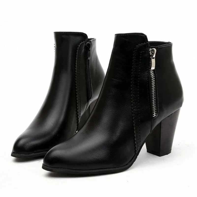 Ladies Boot Coarse Heeled Outdoor Nonslip Shoe Retro Zipper Fashion Boots Comfort Casual Women's Shoes Botas
Ladies Boot Coarse Heeled Outdoor Nonslip Shoe Retro Zipper Fashion Boots Comfort Casual Women's Shoes Botas