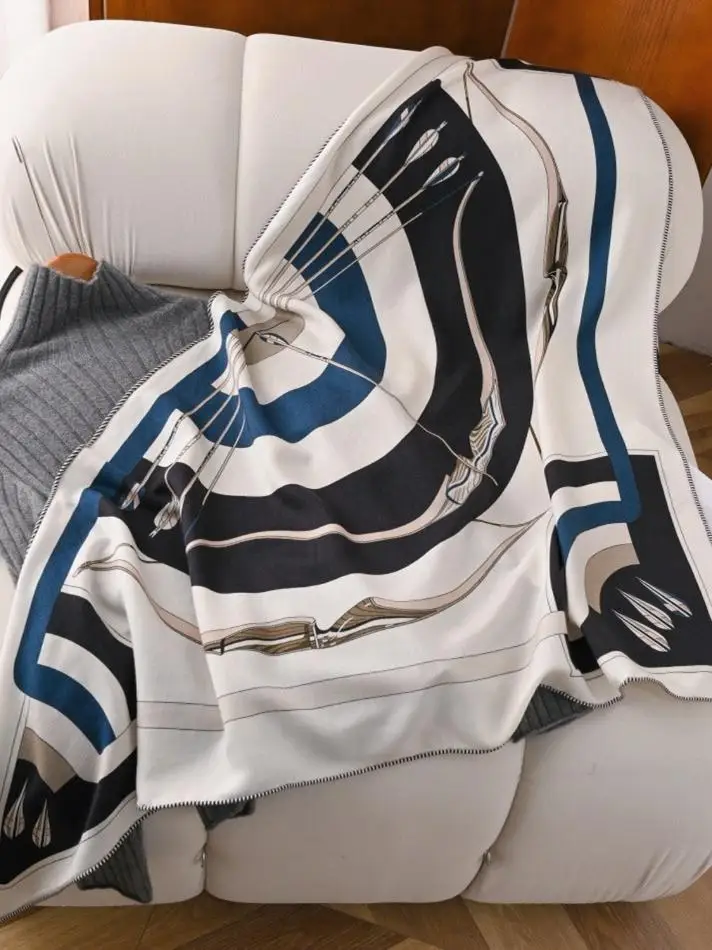 Треугольный шарф, шелковые шерстяные шали, шейные шарфы, платок, сумка, пояс, украшение на голову, плечо, подарок, зимние аксессуары
Треугольный шарф, шелковые шерстяные шали, шейные шарфы, платок, сумка, пояс, украшение на голову, плечо, подарок, зимние аксессуары