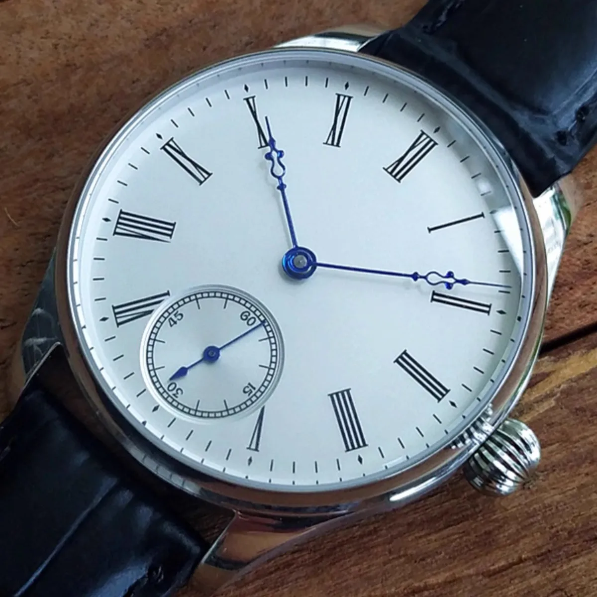 Vakuy manual mechanical watch Shanggu Business Seagull ST3621 leather strap is simple and stylish
Vakuy manual mechanical watch Shanggu Business Seagull ST3621 leather strap is simple and stylish