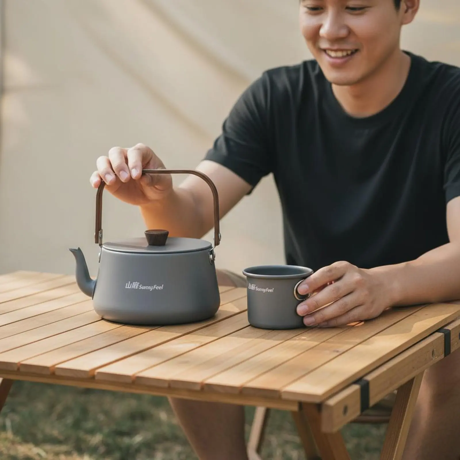 3 Pieces Camping Kettle Set Lightweight Outdoor Water Kettle Portable Teapot with Cups for Hikers
3 Pieces Camping Kettle Set Lightweight Outdoor Water Kettle Portable Teapot with Cups for Hikers