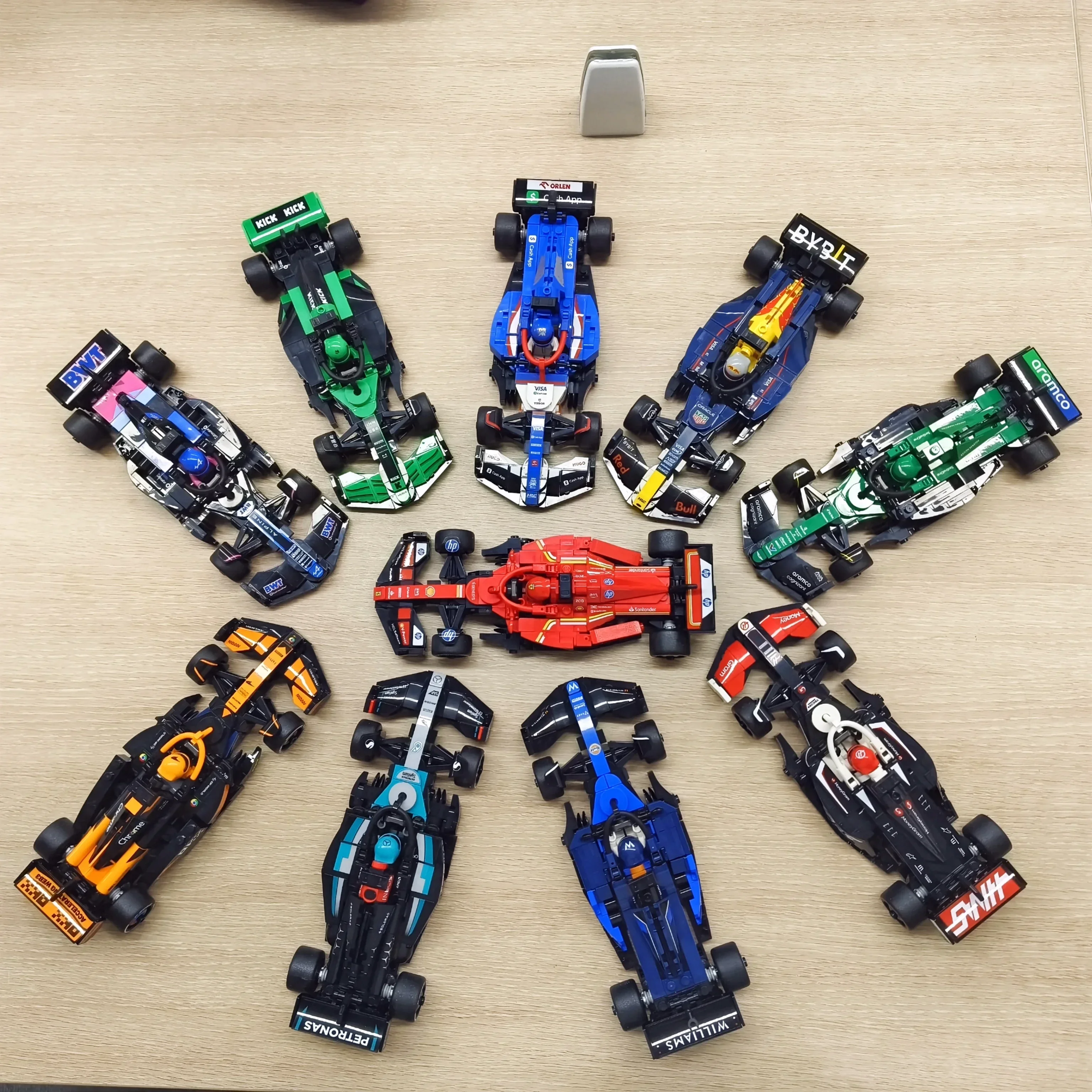 2026 NEW In stock supercar building blocks, 10 sets of toys, home decoration, Christmas gifts
2026 NEW In stock supercar building blocks, 10 sets of toys, home decoration, Christmas gifts