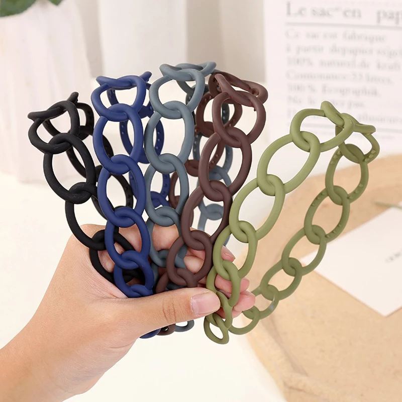 Women Basic Hairband Hair Hoop Girls Head Band Hollow Round Black Hair Bands Bang Holder Hair Accessories Headwear
Women Basic Hairband Hair Hoop Girls Head Band Hollow Round Black Hair Bands Bang Holder Hair Accessories Headwear
