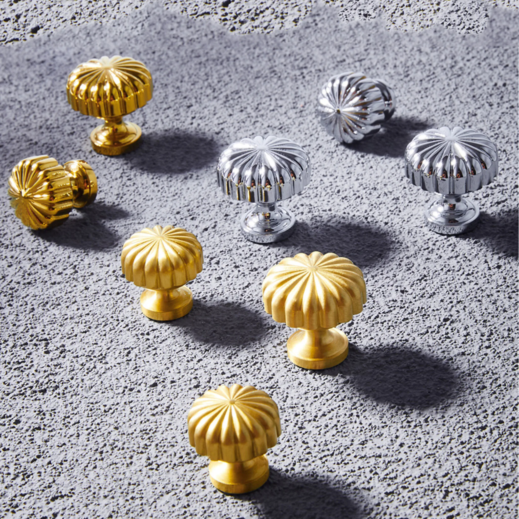 Solid Brass Chrome Gold Drawer Knobs Single Hole Cabinet Handles Kitchen Cupboard Wardrobe Pulls Luxury Furniture Hardware
Solid Brass Chrome Gold Drawer Knobs Single Hole Cabinet Handles Kitchen Cupboard Wardrobe Pulls Luxury Furniture Hardware