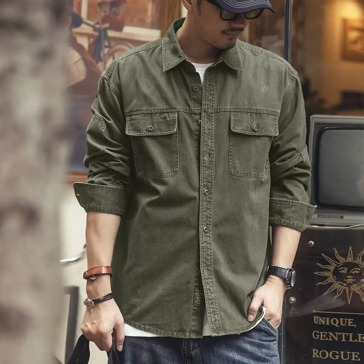 Spring Autumn Men's Turn Collar Long Sleeved Shirt Jacket Fashion Solid Business Loose Shirts For Men Blouse
Spring Autumn Men's Turn Collar Long Sleeved Shirt Jacket Fashion Solid Business Loose Shirts For Men Blouse