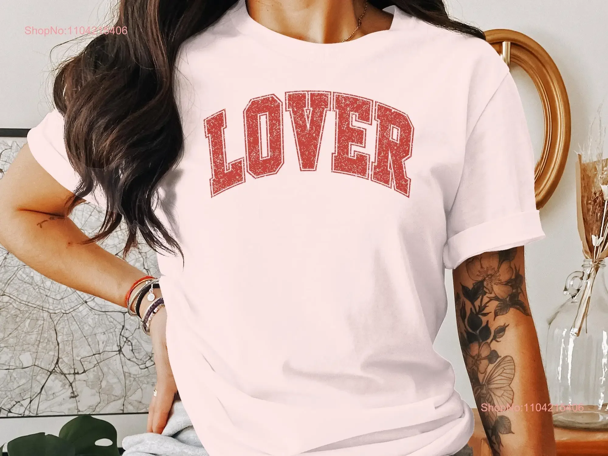 Футболка Lover с винтажным красным принтом в стиле ретро, текстовый дизайн, повседневная одежда, уникальная идея для нее или него, винтажная, мытая, мягкая, универсальная
Футболка Lover с винтажным красным принтом в стиле ретро, текстовый дизайн, повседневная одежда, уникальная идея для нее или него, винтажная, мытая, мягкая, универсальная