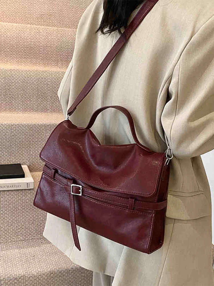 Vintage Large Capacity Handheld Briefcase 2025 New Soft Leather Lady Shoulder Bag Female Fashion Crossbody Bags
Vintage Large Capacity Handheld Briefcase 2025 New Soft Leather Lady Shoulder Bag Female Fashion Crossbody Bags