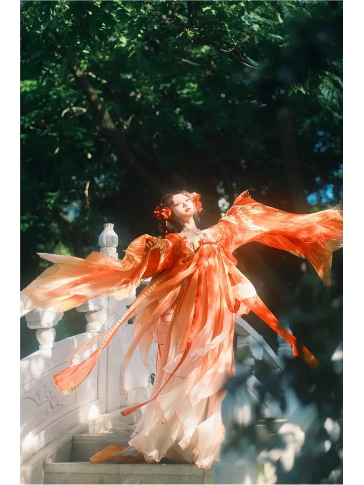 A wedding photo of the in traditional Chinese style featuring Hanfu female embroidery off-the-shoulder Xuan Nu
A wedding photo of the in traditional Chinese style featuring Hanfu female embroidery off-the-shoulder Xuan Nu
