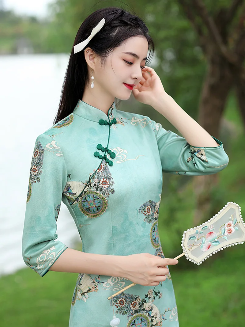 New Women Green Yellow Suede Cheongsam Long Sleeve Vintage Dress Plus Size Party Costumes Mid Long Qipao S To 3XL S2386
New Women Green Yellow Suede Cheongsam Long Sleeve Vintage Dress Plus Size Party Costumes Mid Long Qipao S To 3XL S2386