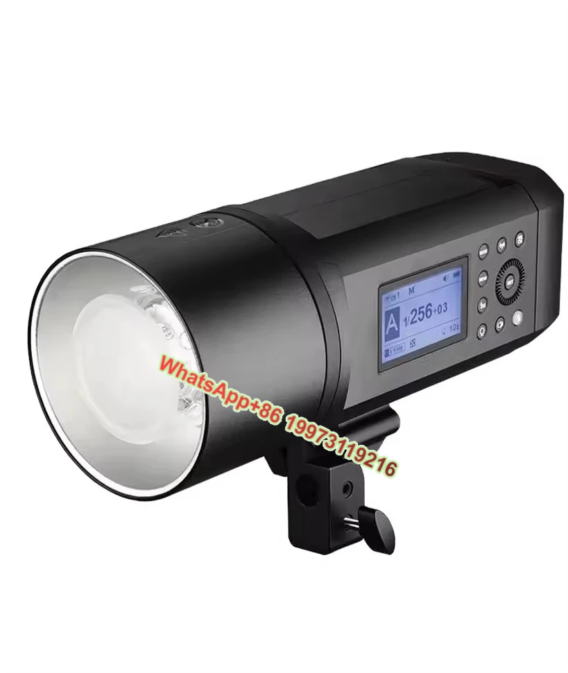 AD600Pro 600W Outdoor Flash Light Li-on Battery TTL HSS with Built-in 2.4G Wireless X System
AD600Pro 600W Outdoor Flash Light Li-on Battery TTL HSS with Built-in 2.4G Wireless X System