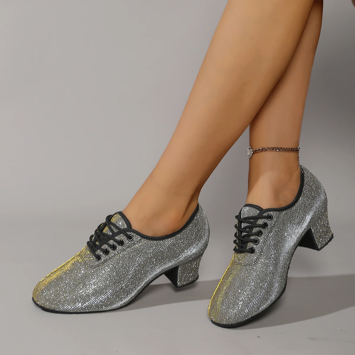 Flashing Women Shoes for Dancing Ballroom Dance Shoes Teachers Training Shoes Girls Ladies Tango Latin Dance Shoes Salsa Sneaker
Flashing Women Shoes for Dancing Ballroom Dance Shoes Teachers Training Shoes Girls Ladies Tango Latin Dance Shoes Salsa Sneaker