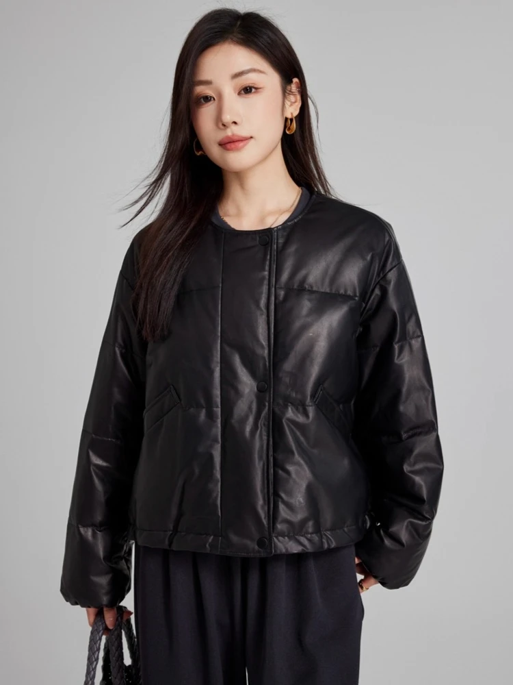 Fluffy Warm Genuine Leather Goose Down Jackets for Women High-end Simple O-neck Soft Black Short Winter Real Sheepskin Down Coat
Fluffy Warm Genuine Leather Goose Down Jackets for Women High-end Simple O-neck Soft Black Short Winter Real Sheepskin Down Coat
