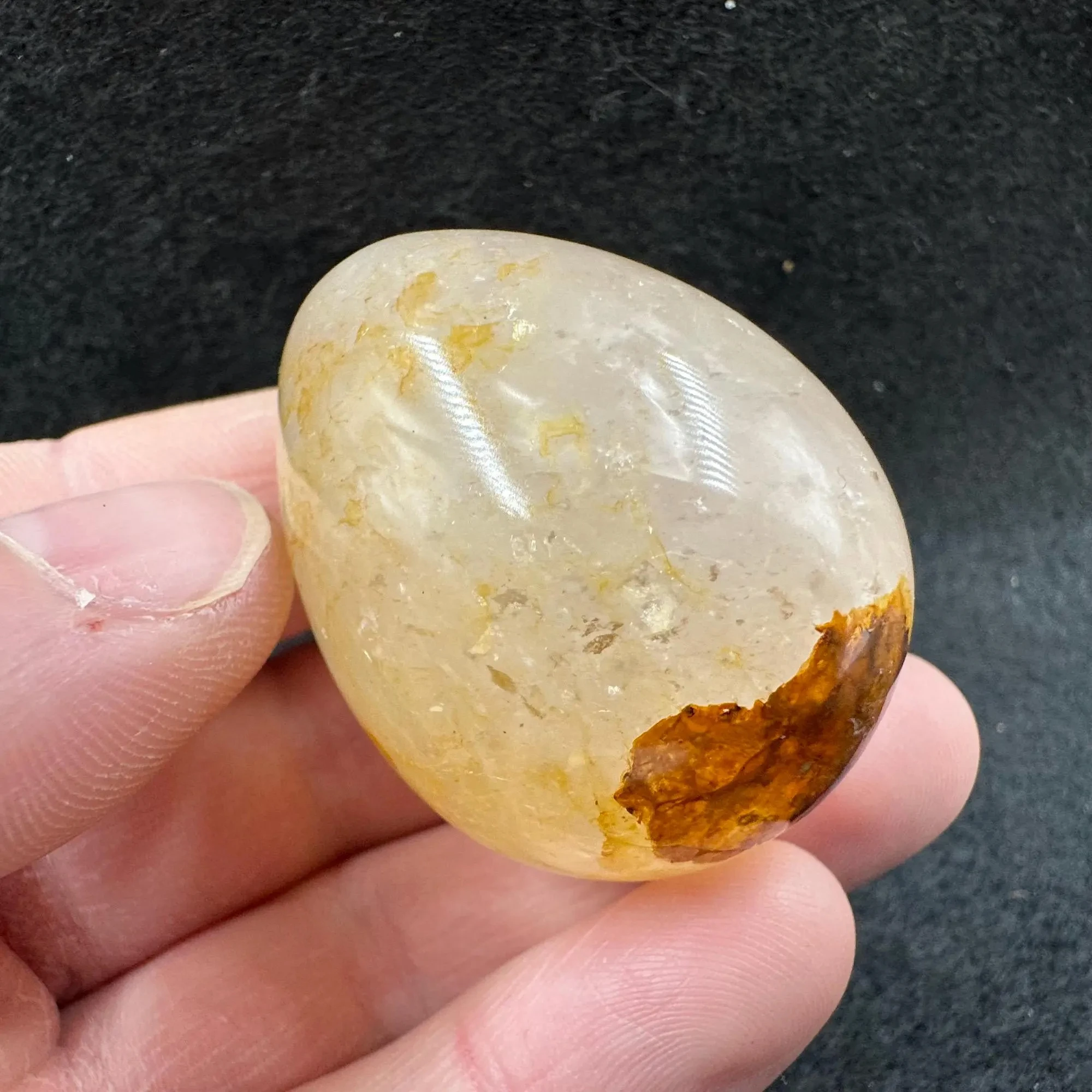 1pc Golden Healer Quartz Egg, Crystal Egg with Rainbow, As a Crystal for Home Decor, a Great Gift for Mother's Day, Holidays
1pc Golden Healer Quartz Egg, Crystal Egg with Rainbow, As a Crystal for Home Decor, a Great Gift for Mother's Day, Holidays