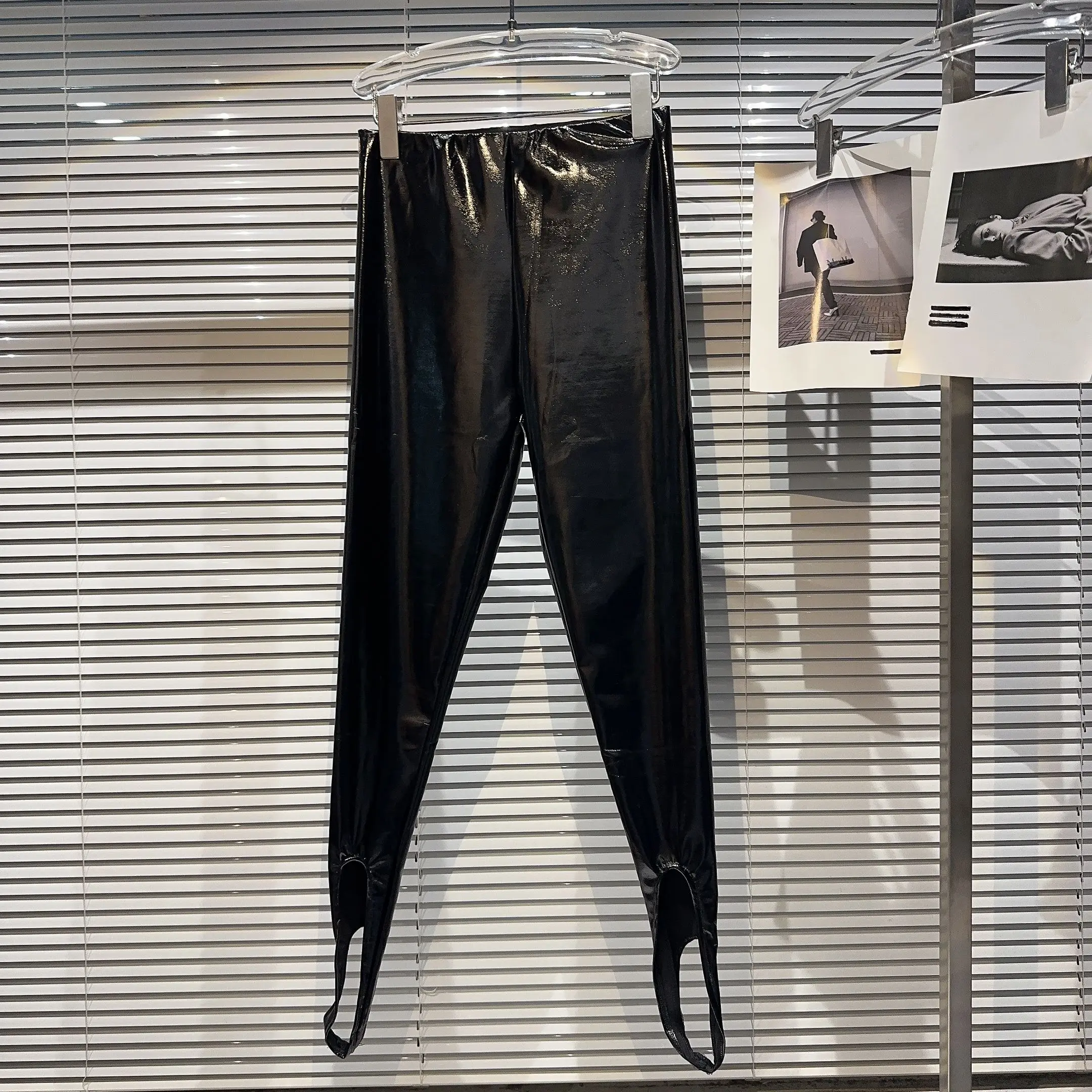 Street Sle, новые зимние яркие глянцевые кожаные утягивающие леггинсы для ночного клуба, обувь для горячих девушек, базовые брюки, длинные брюки, обычные Thi...
Street Sle, новые зимние яркие глянцевые кожаные утягивающие леггинсы для ночного клуба, обувь для горячих девушек, базовые брюки, длинные брюки, обычные Thi...