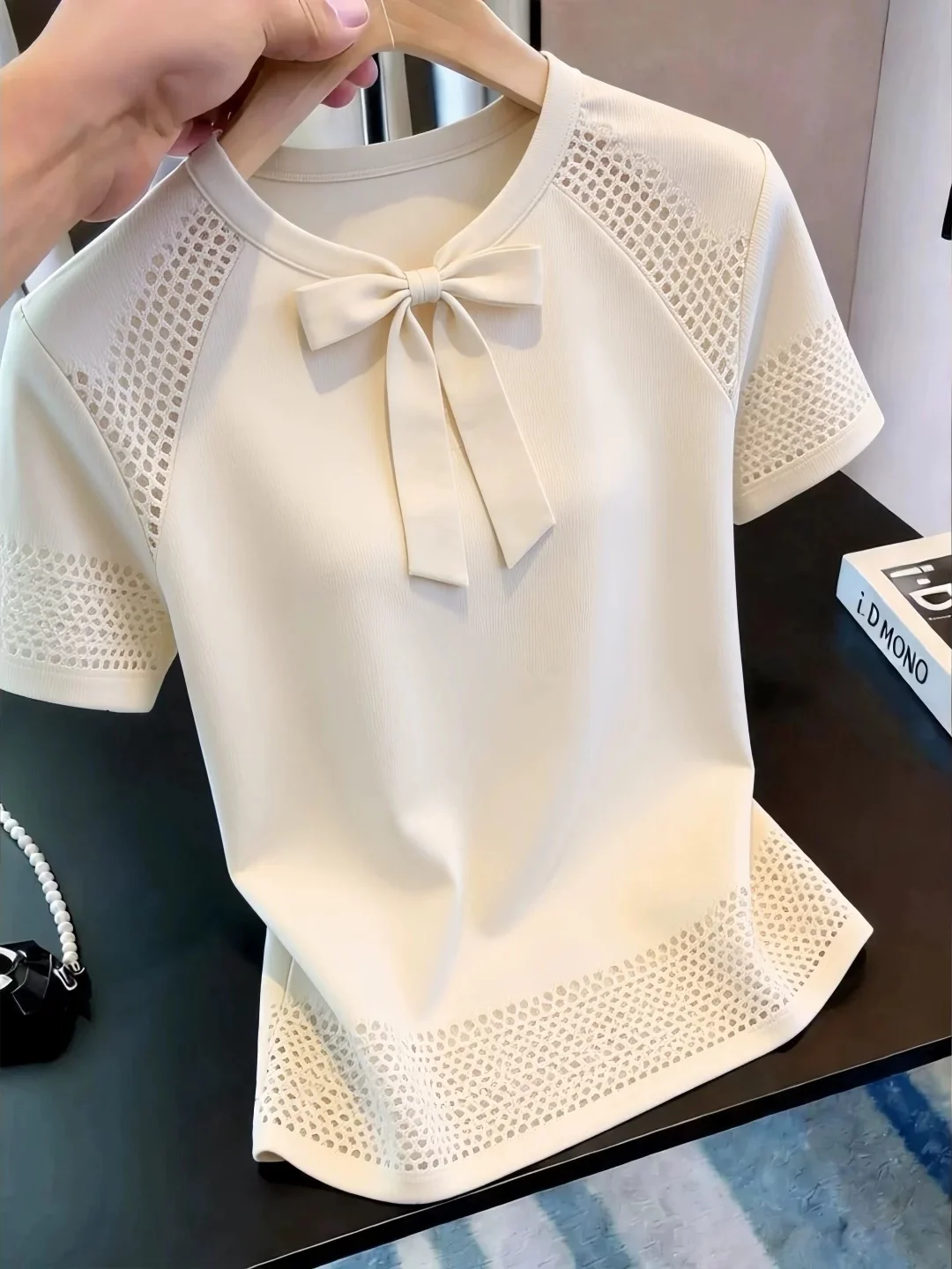 Trendy Knot Short Sleeve Knitted Top Hollow out Design Versatile Elegance Women's Summer Fashion Korean Style Silk
Trendy Knot Short Sleeve Knitted Top Hollow out Design Versatile Elegance Women's Summer Fashion Korean Style Silk