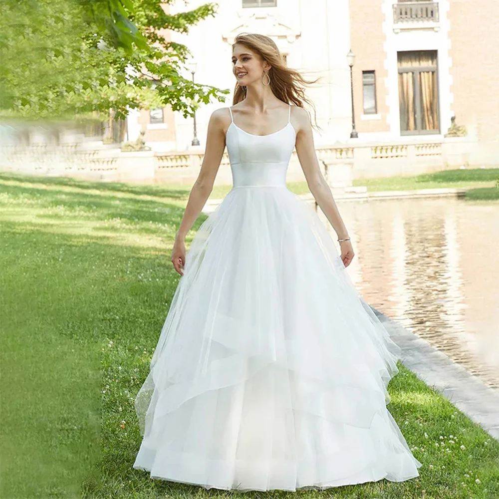 Beautiful Wedding Dresses Summer Beach Simple Off Shoulder Sleeveless Sexy Backless Party Gowns Spaghetti Straps Mopping 2023
Beautiful Wedding Dresses Summer Beach Simple Off Shoulder Sleeveless Sexy Backless Party Gowns Spaghetti Straps Mopping 2023