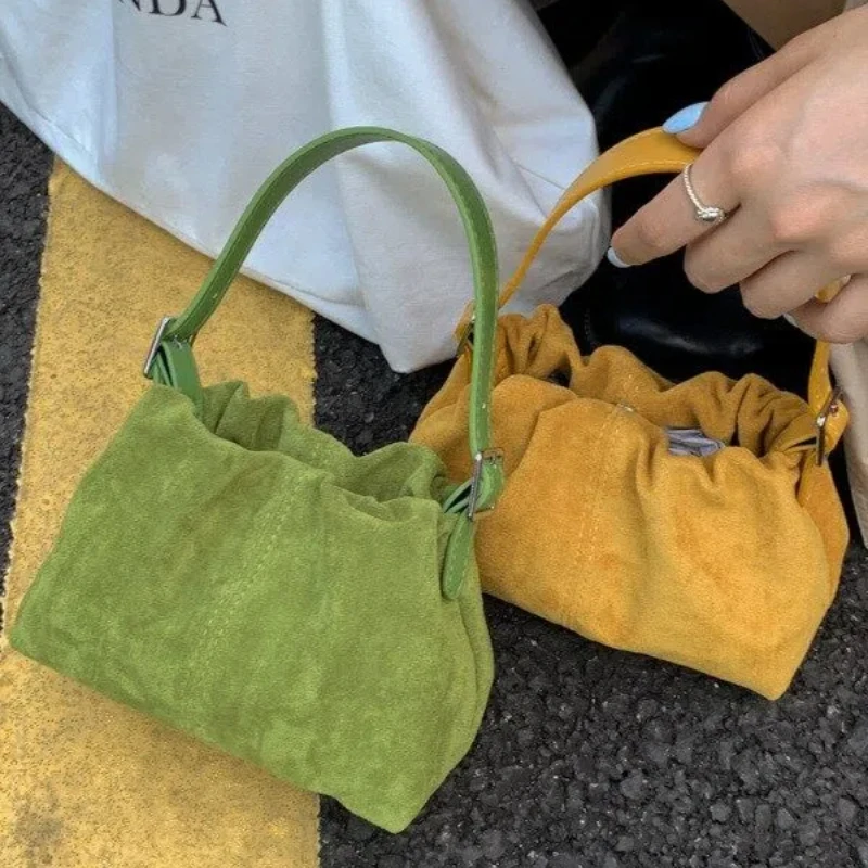 Винтажные замшевые сумки для женщин, сумка-тоут, сумка-ведро на шнурке, свободная сумка через плечо, повседневная сумка-сэтчел
Винтажные замшевые сумки для женщин, сумка-тоут, сумка-ведро на шнурке, свободная сумка через плечо, повседневная сумка-сэтчел
