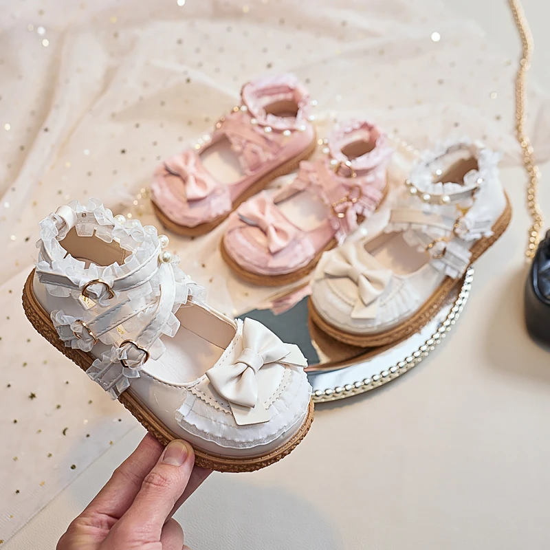 YUYIN Bestselling Children's Leather Shoes Spring and Autumn Style Lolita Fashion Sweet Children's Flats Lace Trim Pearl Bow
YUYIN Bestselling Children's Leather Shoes Spring and Autumn Style Lolita Fashion Sweet Children's Flats Lace Trim Pearl Bow