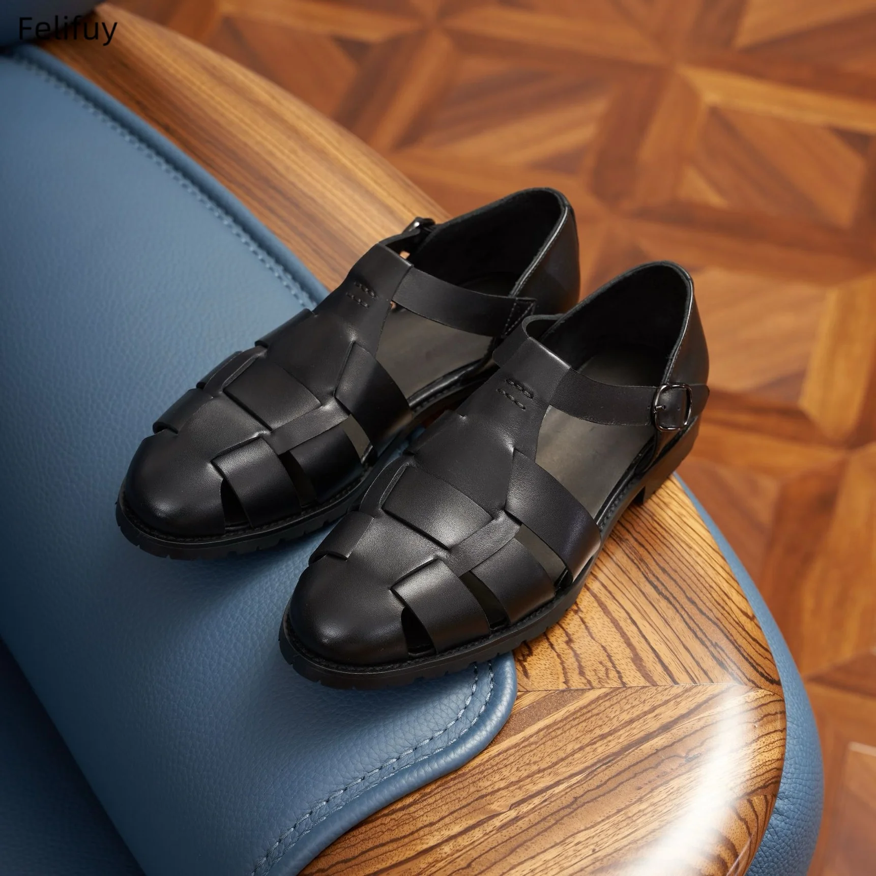 Black Male Leisure Hollow Out Cowhide Sandals Retro Gentleman Genuine Leather Summer Buckle Strap Breathable Gladiator Shoes
Black Male Leisure Hollow Out Cowhide Sandals Retro Gentleman Genuine Leather Summer Buckle Strap Breathable Gladiator Shoes