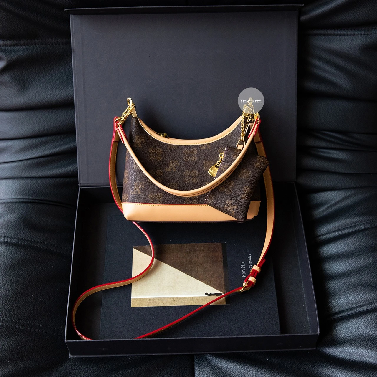 2025 Artisanal Print Tote Bag, Elevated Convertible Shoulder & Crossbody Purse for Women, Sculptural Vegan Leather Day
2025 Artisanal Print Tote Bag, Elevated Convertible Shoulder & Crossbody Purse for Women, Sculptural Vegan Leather Day