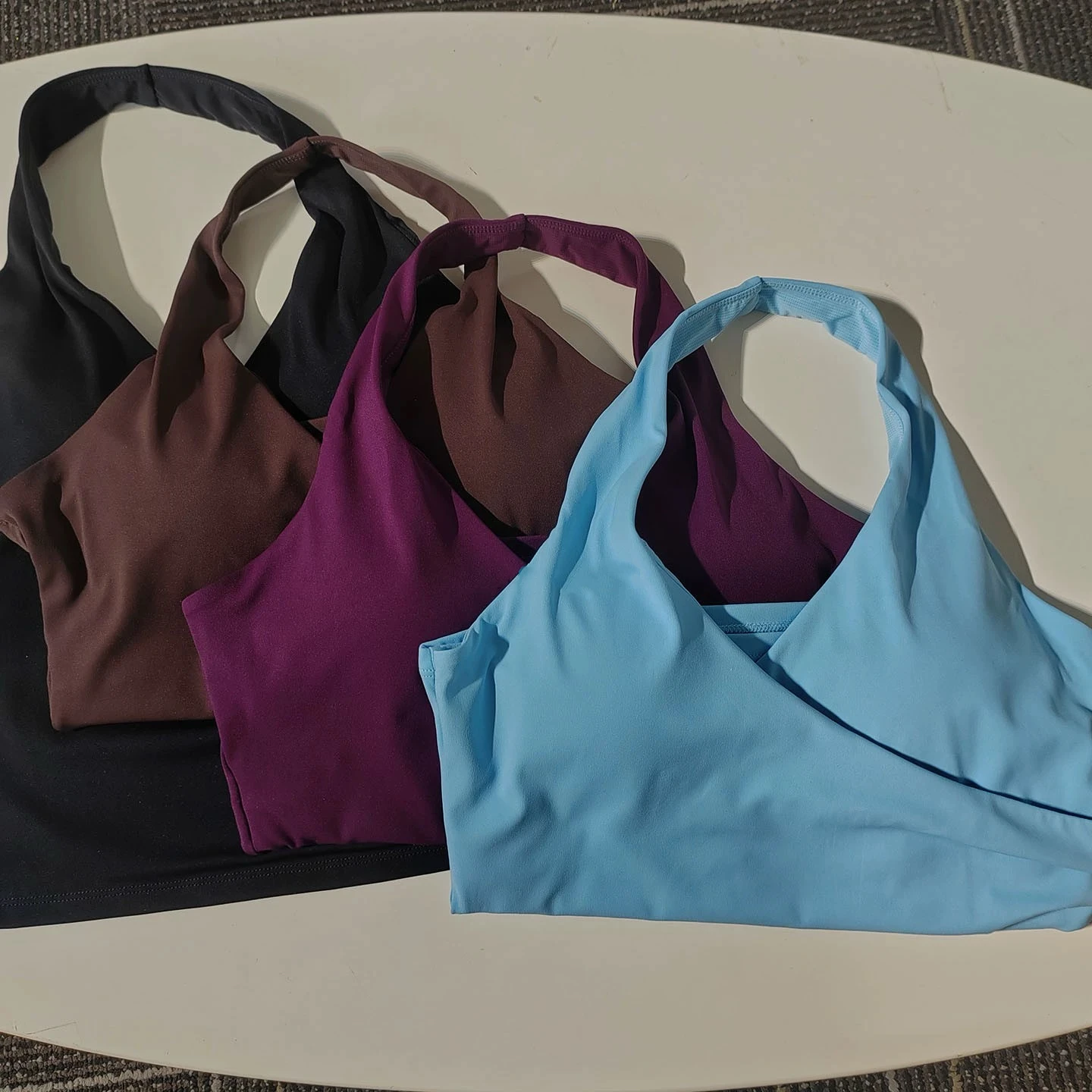 Sexy V-Neck Halter Yoga Tank Top with Built-In Padded Bra, Women’s Sleeveless Quick-Dry Sheer-Look Sports Fitness Outerwear
Sexy V-Neck Halter Yoga Tank Top with Built-In Padded Bra, Women’s Sleeveless Quick-Dry Sheer-Look Sports Fitness Outerwear