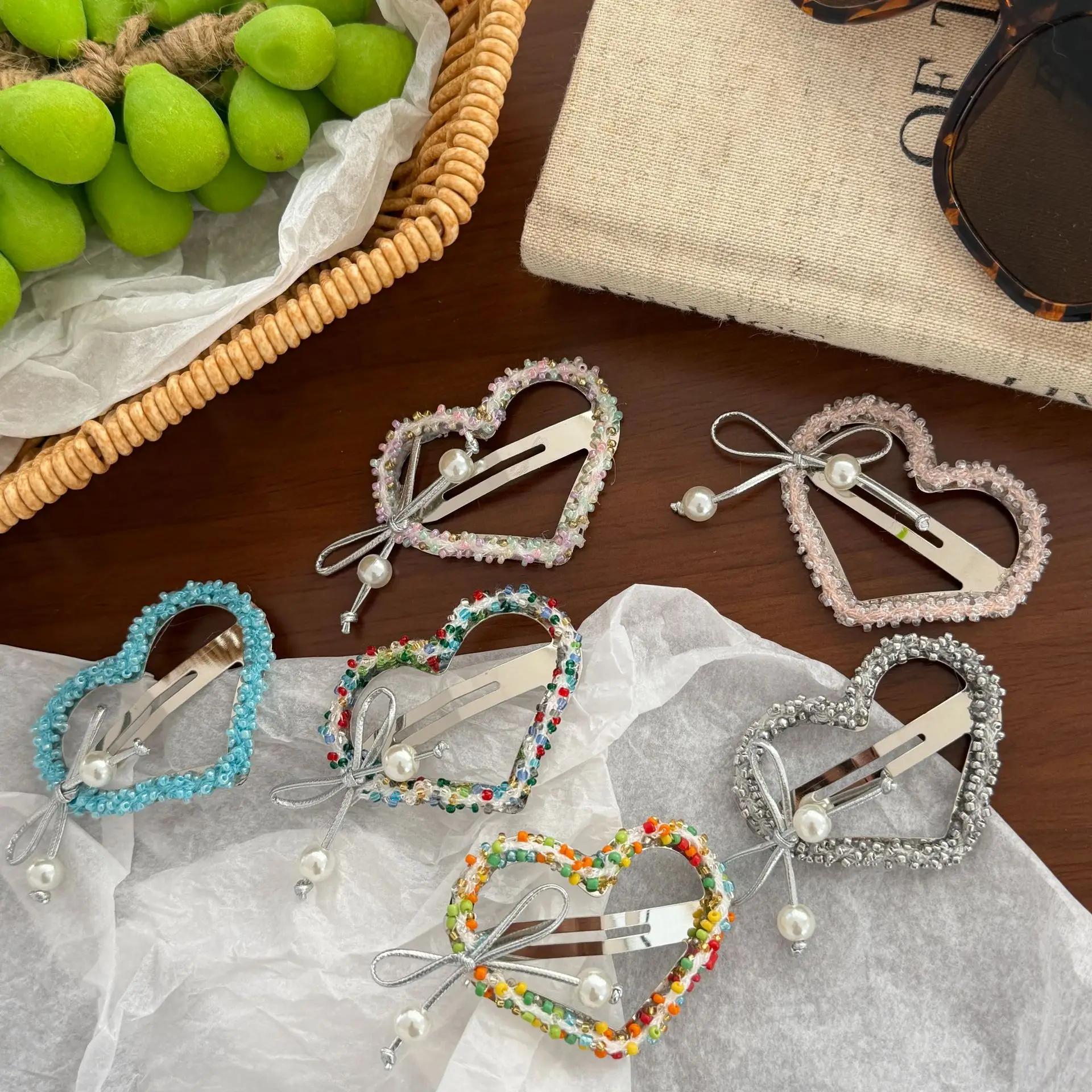 Hair Clip Bow Heart Pearl Mini Faux Pearl Front Bangs Elegant Sturdy Alloy Silver Tone for Women Daily Use Office Hair Bow
Hair Clip Bow Heart Pearl Mini Faux Pearl Front Bangs Elegant Sturdy Alloy Silver Tone for Women Daily Use Office Hair Bow