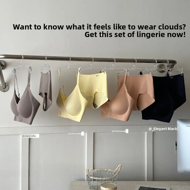 Comfortable Classic Kiy Bra Set Lightweight U-Back Strap Design Gathered Underwear New Arrival Soft Plastic Bra for Women
Comfortable Classic Kiy Bra Set Lightweight U-Back Strap Design Gathered Underwear New Arrival Soft Plastic Bra for Women