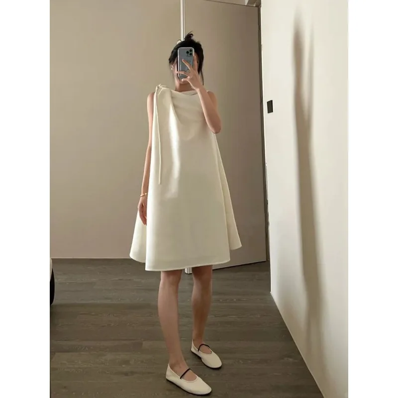 French Temperament First Love Bow Princess Dress Women's 2026 Summer New Acetic Acid Satin Silky Pendant Dress
French Temperament First Love Bow Princess Dress Women's 2026 Summer New Acetic Acid Satin Silky Pendant Dress