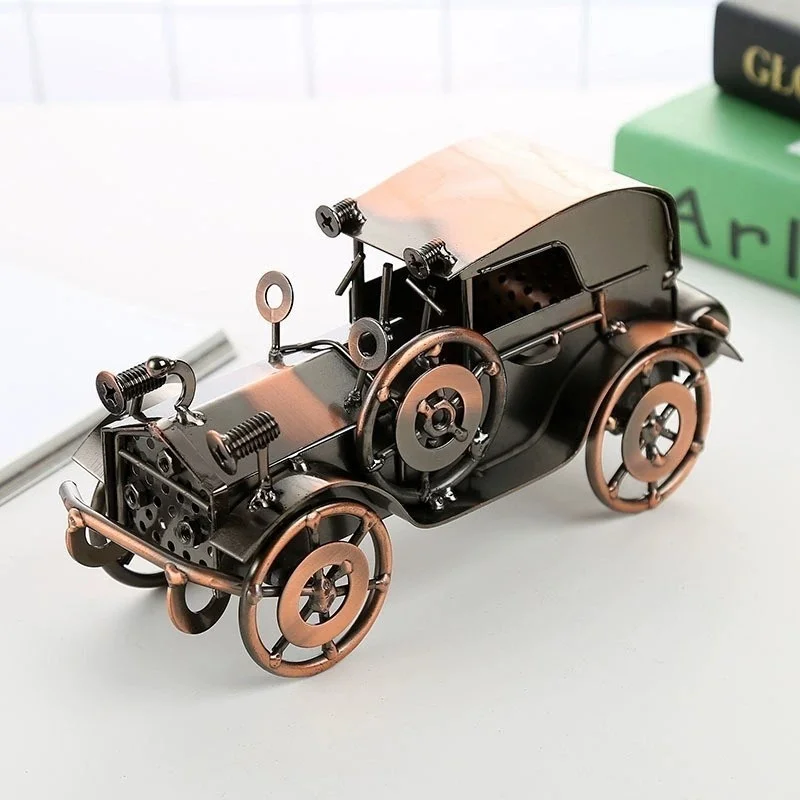 European Style Antique Zinc Alloy Vintage Car Model Metal Ornaments Creative Home Table Decoration Crafts Children Toys Gift
European Style Antique Zinc Alloy Vintage Car Model Metal Ornaments Creative Home Table Decoration Crafts Children Toys Gift