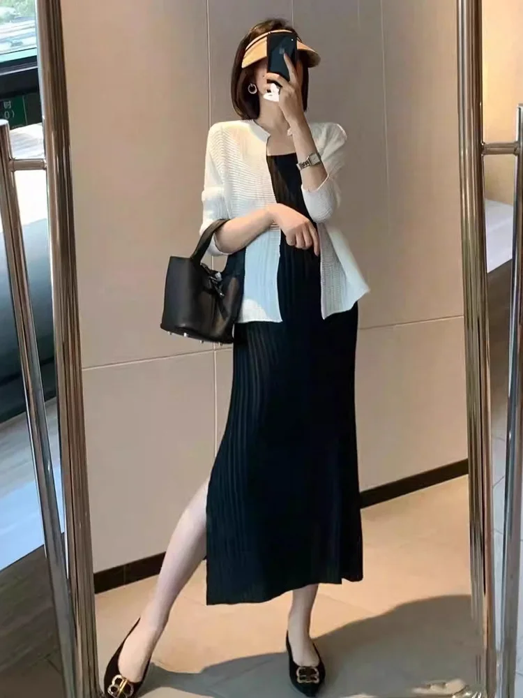 High-End Pleated Short Outerwear Women's Summer Initial Autumn Three-Residence Wind Open Cardigan Small Design Sense Thin Out...
High-End Pleated Short Outerwear Women's Summer Initial Autumn Three-Residence Wind Open Cardigan Small Design Sense Thin Out...
