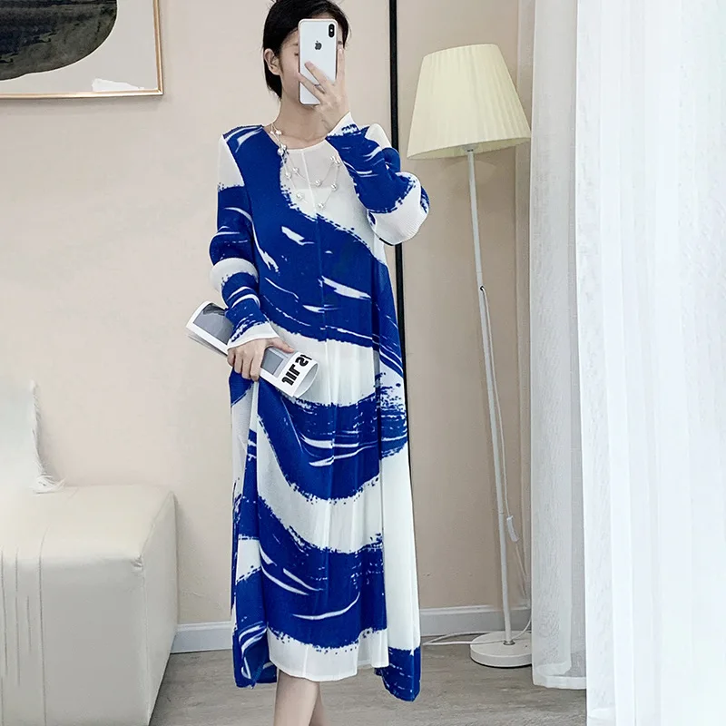 miyake pleated print long sleeve print dress 2022 autumn casual fashion french style skirt for women
miyake pleated print long sleeve print dress 2022 autumn casual fashion french style skirt for women
