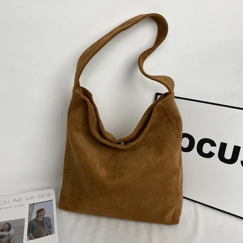 Versatile Ins Large Capacity Bag for Women 2025 New Autumn/Winter Premium Sensory Thoth Bag Single Shoulder Underarm Bag Paket
Versatile Ins Large Capacity Bag for Women 2025 New Autumn/Winter Premium Sensory Thoth Bag Single Shoulder Underarm Bag Paket