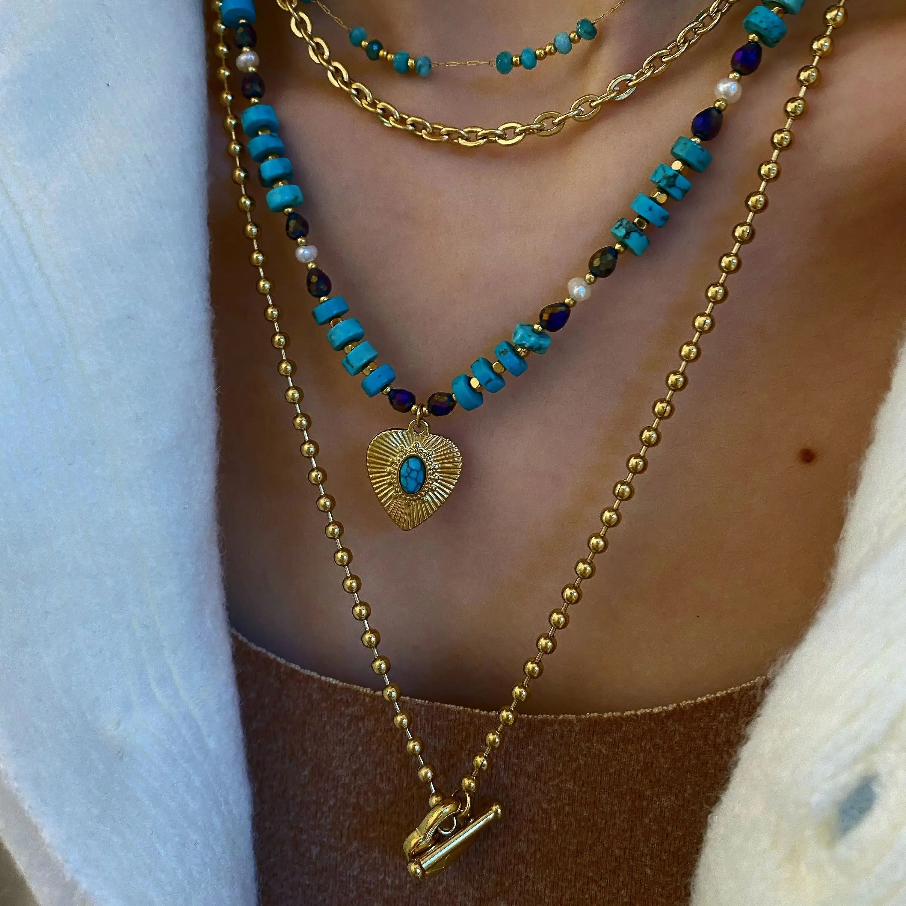 CARLIDANA Fashion Natural Stone Gold Color Turquoise Pendant Necklace Personality Multilayer Irregular Stainless Steel Jewelry
CARLIDANA Fashion Natural Stone Gold Color Turquoise Pendant Necklace Personality Multilayer Irregular Stainless Steel Jewelry