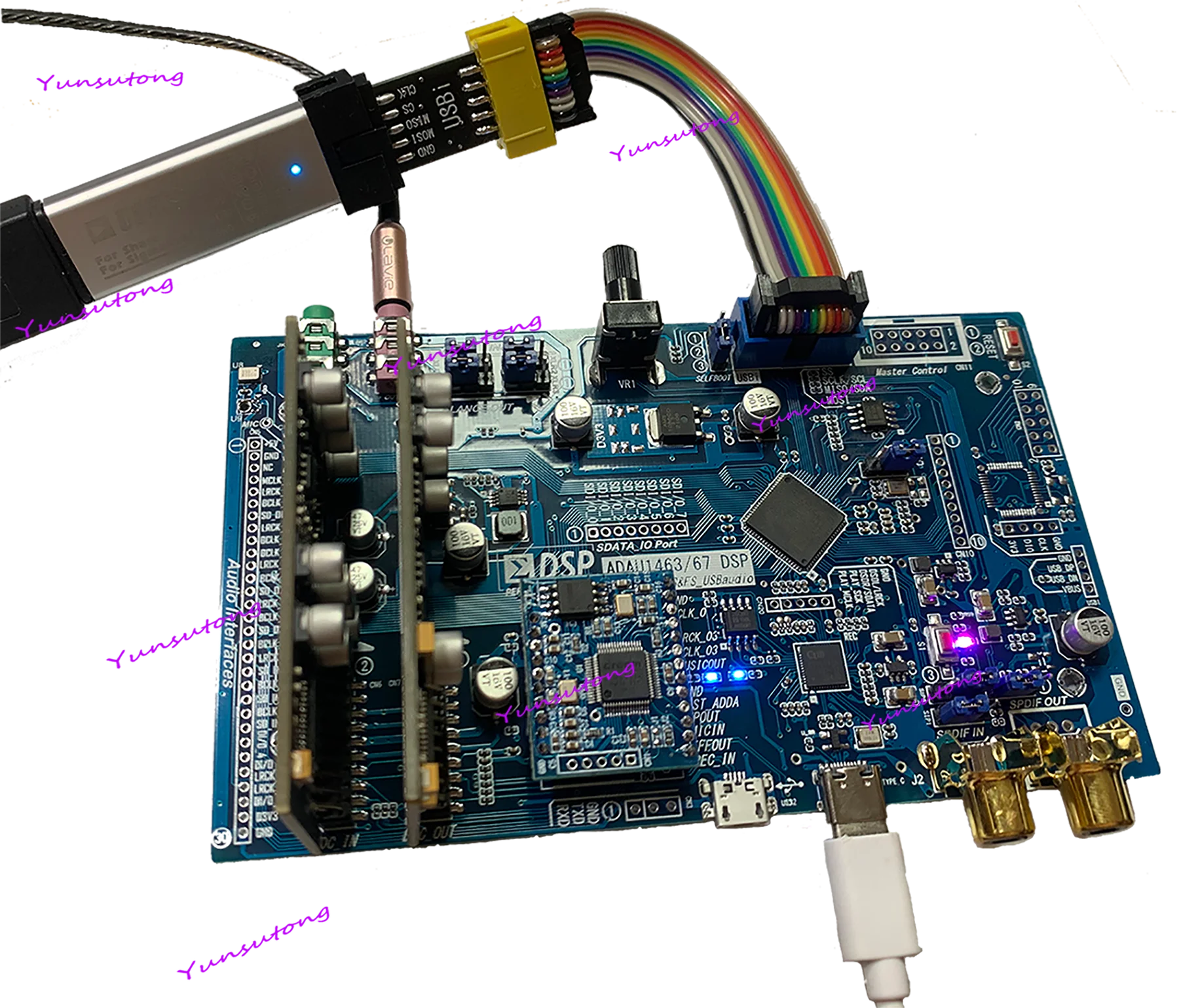Adau1463 Development Board Adau1467 Is Compatible with Ct7601usb Interface Sam5504 Effector Module
Adau1463 Development Board Adau1467 Is Compatible with Ct7601usb Interface Sam5504 Effector Module