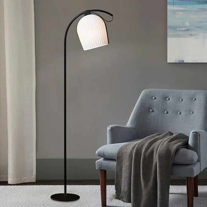 GHEUVNJ Creative designer vertical lamp sofa minimalist bedroom study model room minimalist floor lamp
GHEUVNJ Creative designer vertical lamp sofa minimalist bedroom study model room minimalist floor lamp