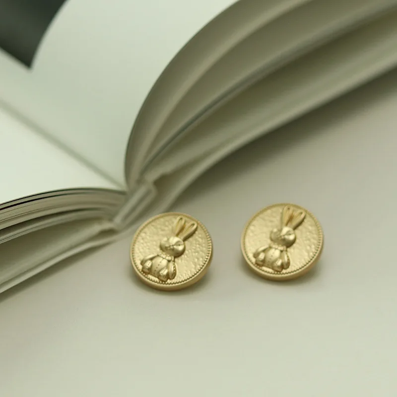 women's Sewing Accessories Bunny button metal sweater button Xiaoxiang elegant style suit jacket decorative button 10pcs/lot new
women's Sewing Accessories Bunny button metal sweater button Xiaoxiang elegant style suit jacket decorative button 10pcs/lot new