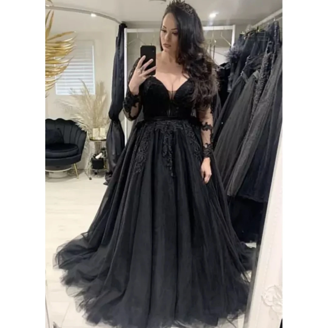 Black Gothic Wedding Dress Long Sleeves Lace Appliques V-neck A-Line Vintage Bridal Gown Country Tulle Vestido Customized
Black Gothic Wedding Dress Long Sleeves Lace Appliques V-neck A-Line Vintage Bridal Gown Country Tulle Vestido Customized