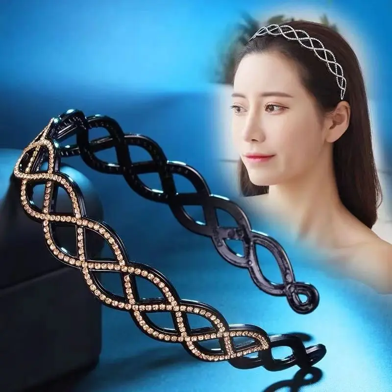 Temperament Net Red Hairband Female Outing Anti Slip Simple Korean Wash Press Hair Short Hair Travel Crystal Hair Card Wide Edge
Temperament Net Red Hairband Female Outing Anti Slip Simple Korean Wash Press Hair Short Hair Travel Crystal Hair Card Wide Edge