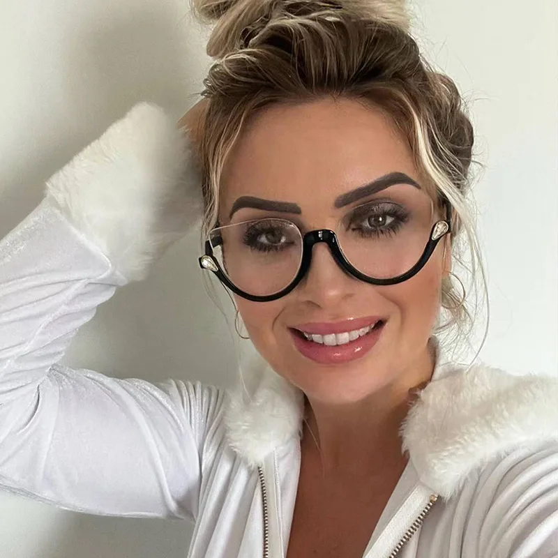 2024 cat's eye new anti-blue light eyeglasses frame half frame with diamonds vintage flat glasses ins eyeglasses frame
2024 cat's eye new anti-blue light eyeglasses frame half frame with diamonds vintage flat glasses ins eyeglasses frame